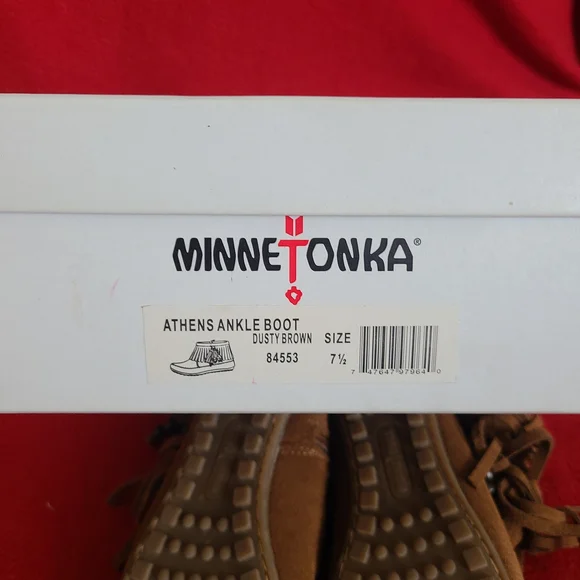 Minnetonka Tan Fringed Moccasins - Picture 6 of 6